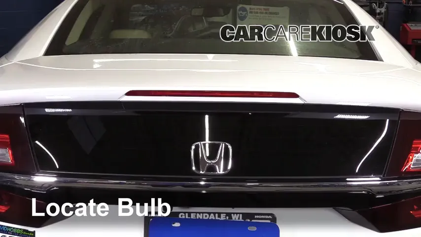 2018 Honda Clarity Plug-In Hybrid Touring 1.5L 4 Cyl. Éclairage Feu de freinage central (remplacer l'ampoule)